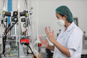 Pros and Cons of Being a Sterile Processing Technician